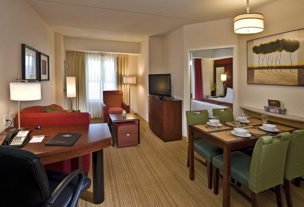 Residence Inn Newport News Airport Екстер'єр фото